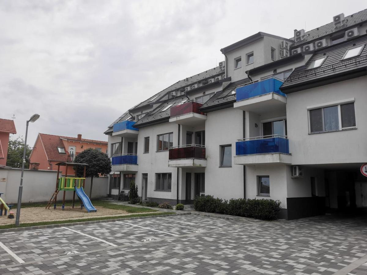 Szabo Apartman Sarvar Exterior photo